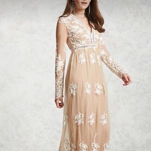 Forever 21 embroidery long sleeve maxi dress